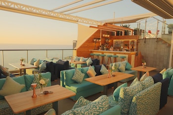 raouche arjaan by rotana