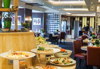 raouche arjaan by rotana