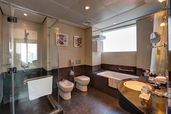 rose rayhaan by rotana