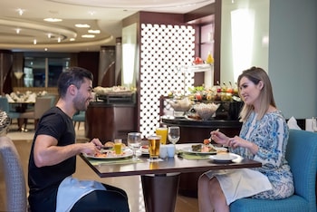rose rayhaan by rotana