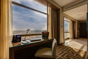 Rosh Rayhaan By Rotana,,5 star