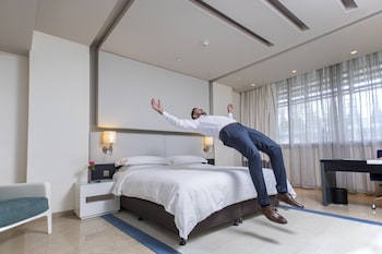 the abdali boulevard hotel