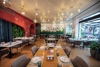 the abdali boulevard hotel