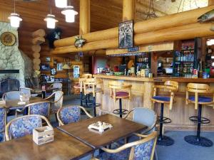 Terracana Ranch Resort,Valemount>>Tete Jaune Cache,3 star