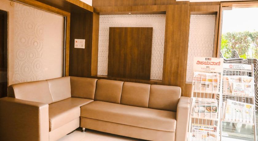 hotel madhuvan international