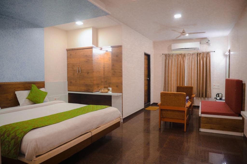 hotel madhuvan international