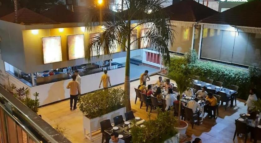 hotel madhuvan international