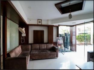 hotel madhuvan international