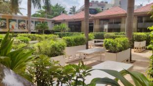 hotel madhuvan international