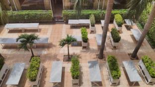 hotel madhuvan international