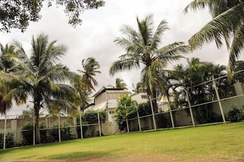 hotel madhuvan international