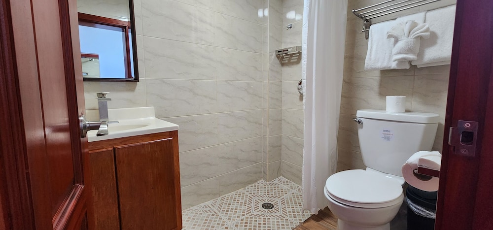 voyager sun and reef hotel