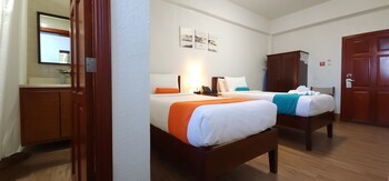 voyager sun and reef hotel