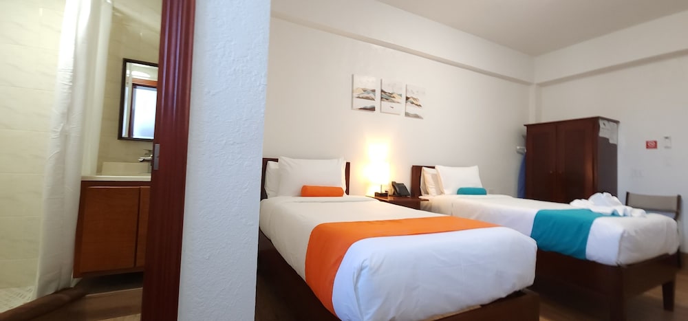 voyager sun and reef hotel