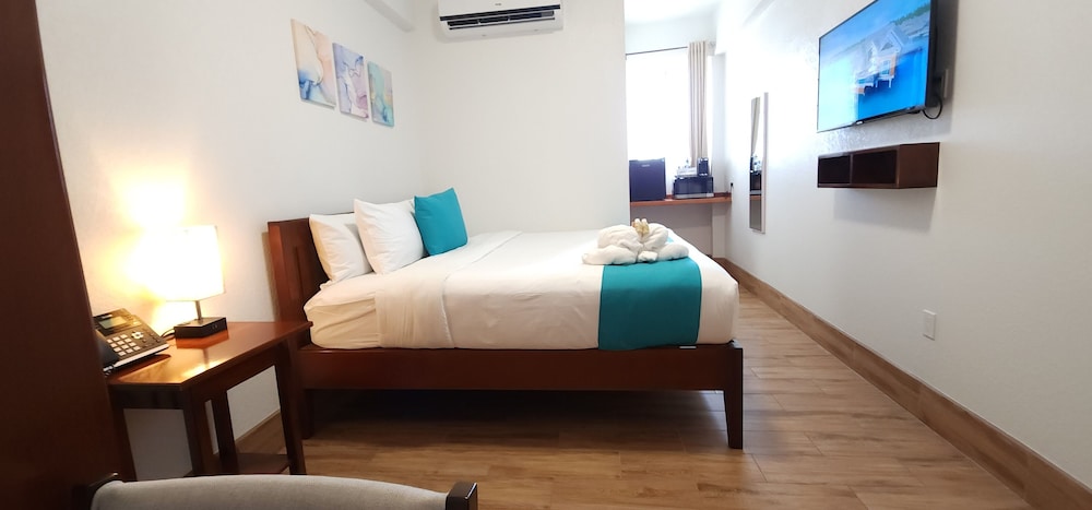 voyager sun and reef hotel