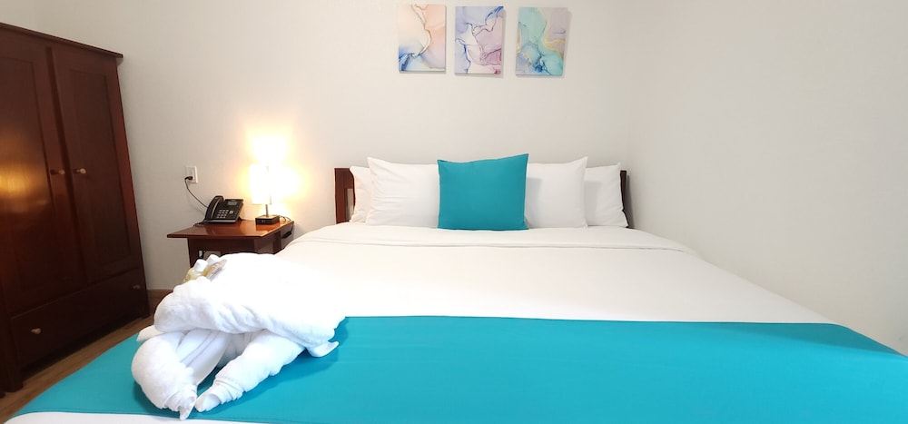 voyager sun and reef hotel