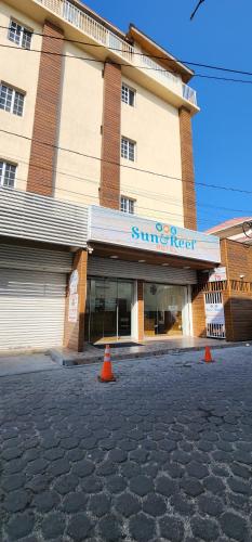 voyager sun and reef hotel