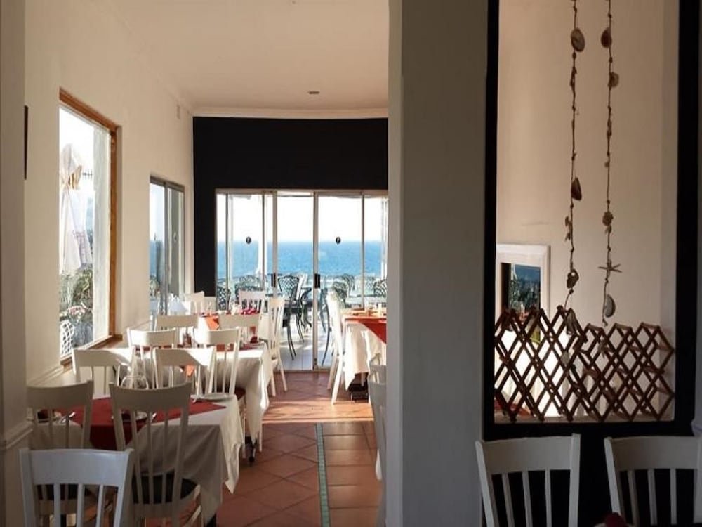 boulders beach hotel cafe and curio