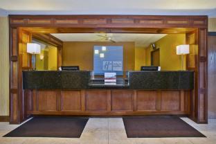 holiday inn express mackinaw city by ihg