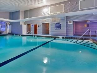 holiday inn express mackinaw city by ihg