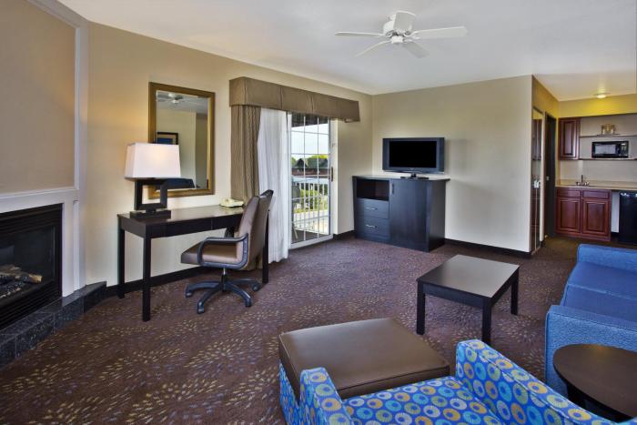 holiday inn express mackinaw city by ihg