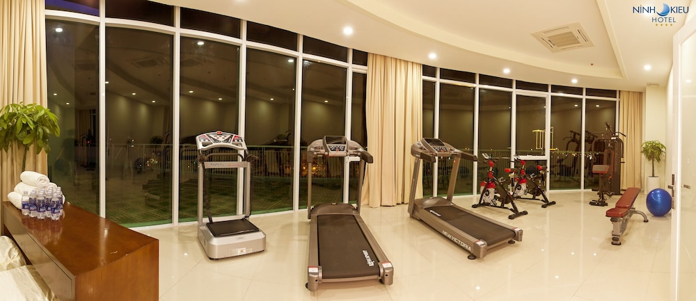 ninh kieu riverside hotel
