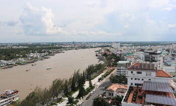 Ninh Kieu Riverside Hotel,Near Ong Pagoda,4 star