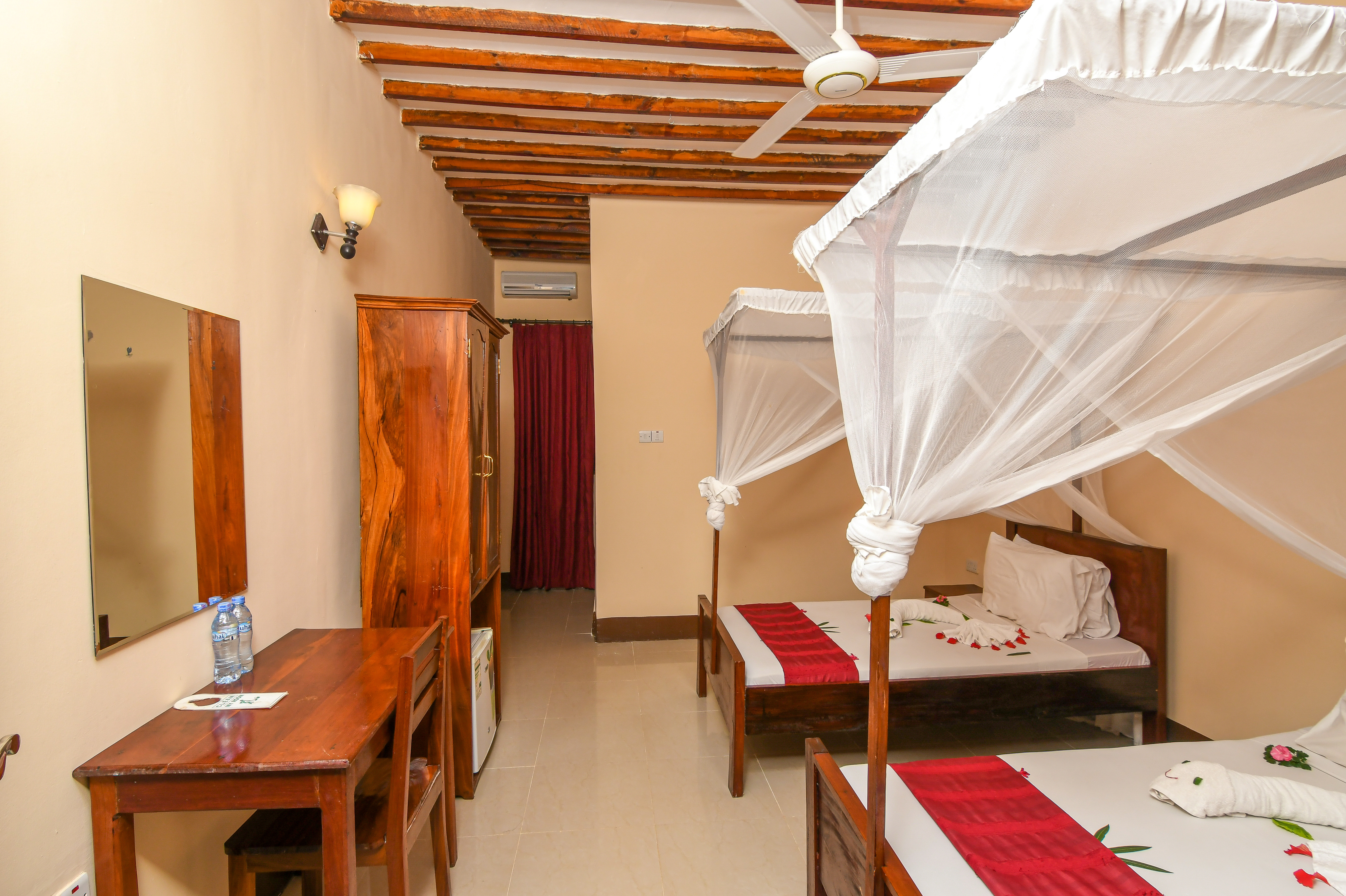 amaan beach bungalows