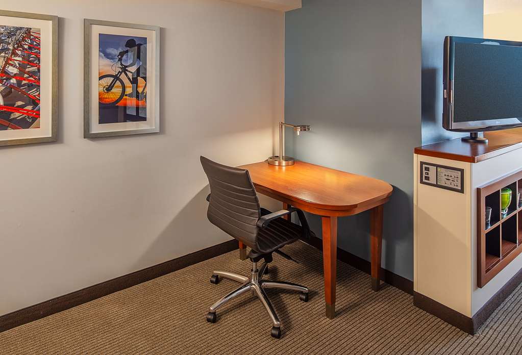 hyatt place madison downtown