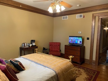 inn at 835 boutique hotel