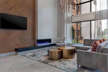 Doubletree By Hilton Kingston,,4 star