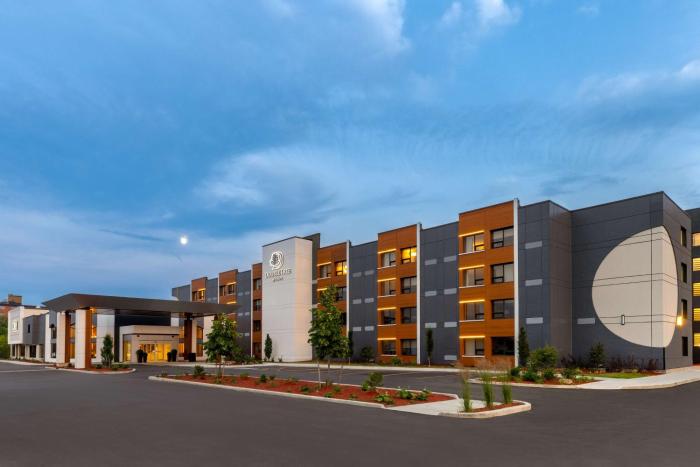 doubletree by hilton kingston