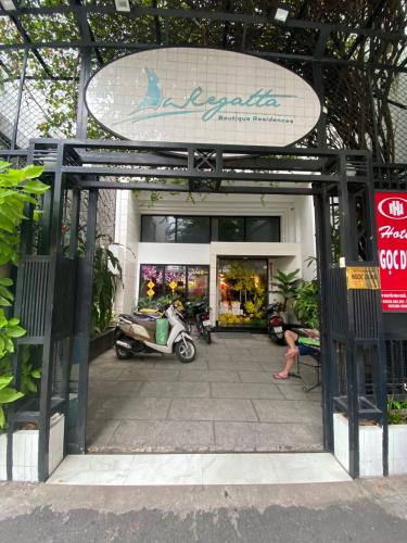 la regatta boutique residences