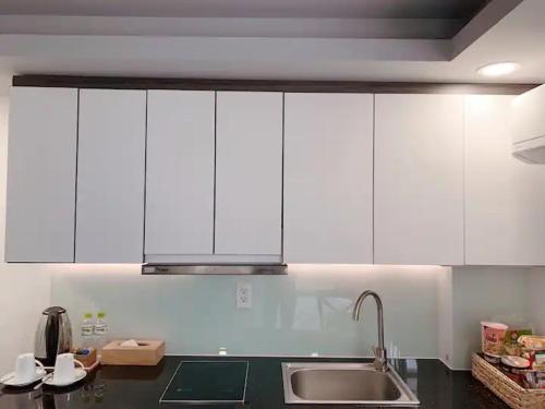 la regatta boutique residences