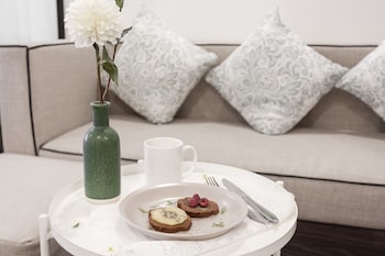 la regatta boutique residences