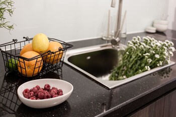 la regatta boutique residences