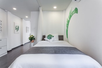 la regatta boutique residences