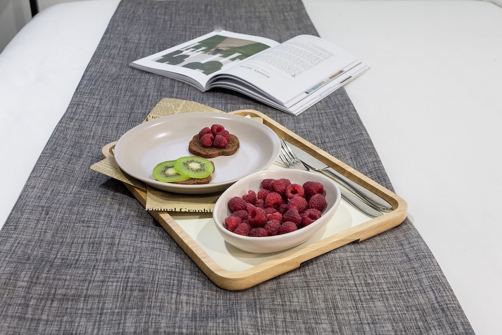 la regatta boutique residences