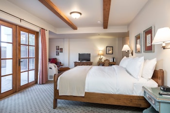 goldener hirsch auberge resorts collection