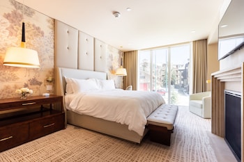 goldener hirsch auberge resorts collection