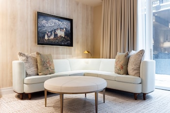 goldener hirsch auberge resorts collection