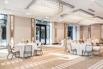 goldener hirsch auberge resorts collection