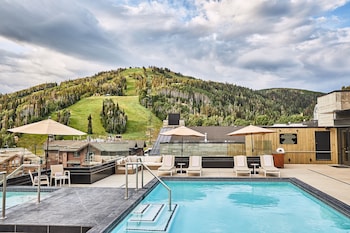 goldener hirsch auberge resorts collection