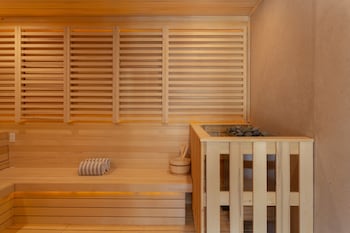 goldener hirsch auberge resorts collection