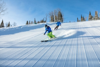 goldener hirsch auberge resorts collection