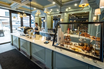 goldener hirsch auberge resorts collection