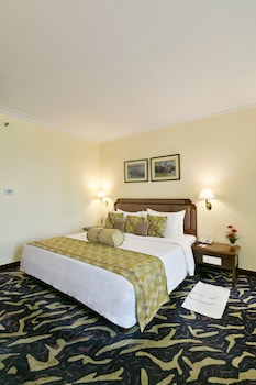 peerless hotel kolkata