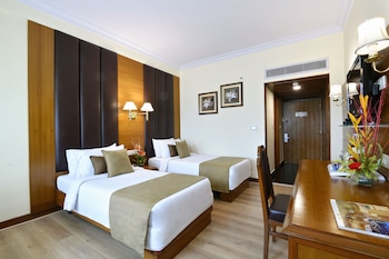 peerless hotel kolkata