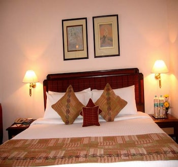 peerless hotel kolkata