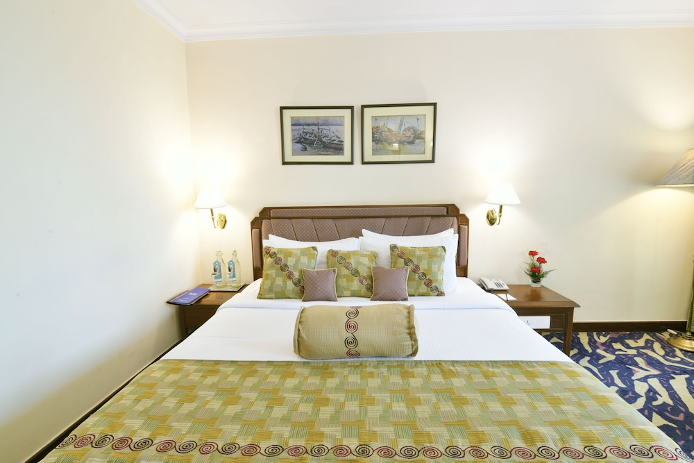 peerless hotel kolkata